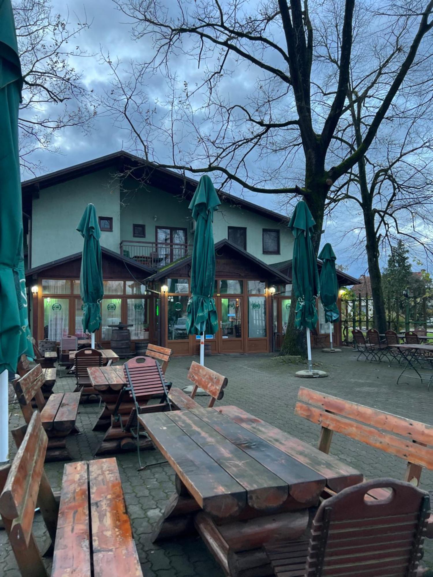 Ribarska Prica-Restoran Pansion Prijedor B&B 외부 사진